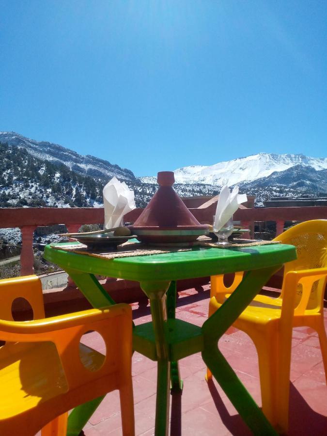 Auberge Restaurant Les Coquelicots Ait Tamlil Esterno foto